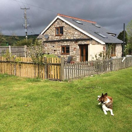 Ty Gylfinir Villa Llandegla Kültér fotó