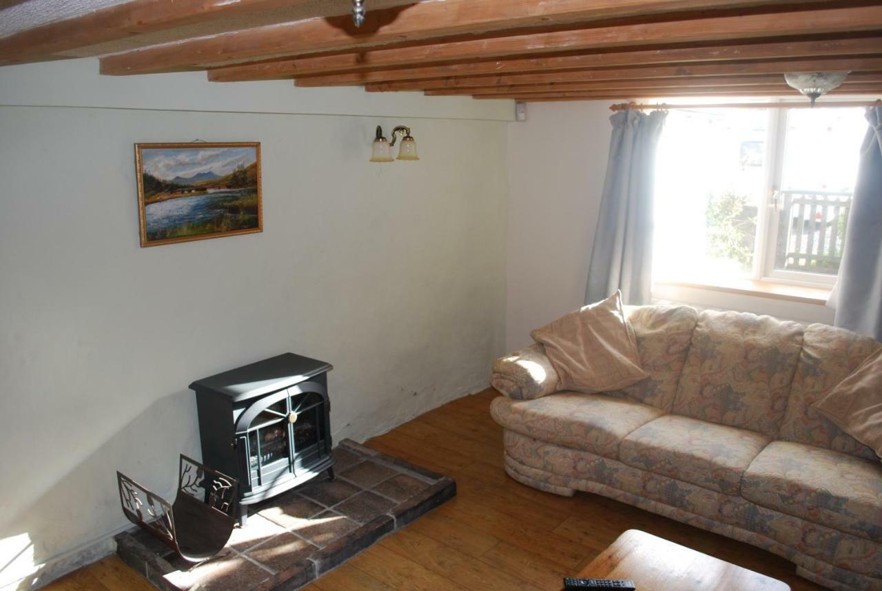 Ty Gylfinir Villa Llandegla Kültér fotó